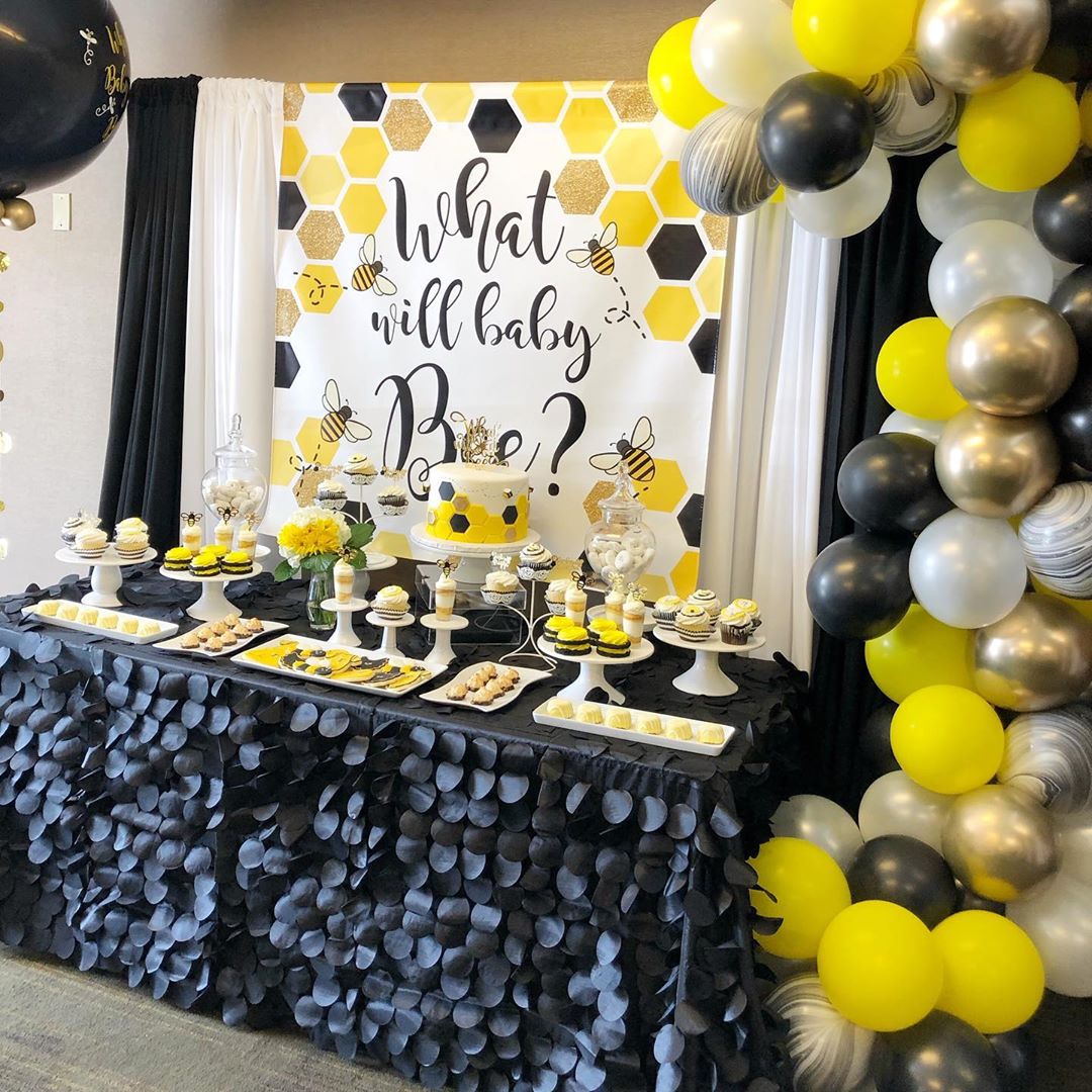 baby shower backdrop